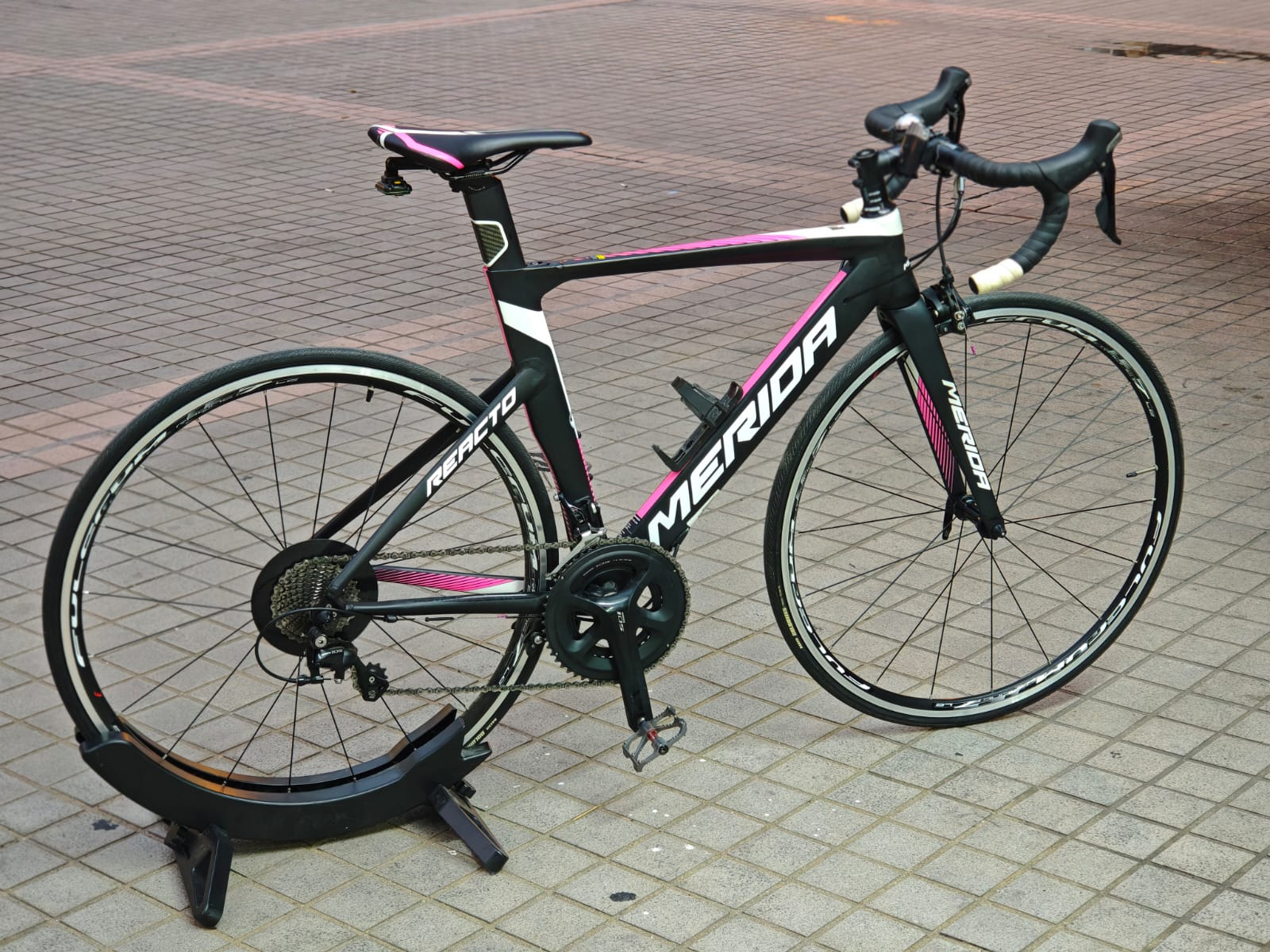 2nd hand Merida Reacto road bike