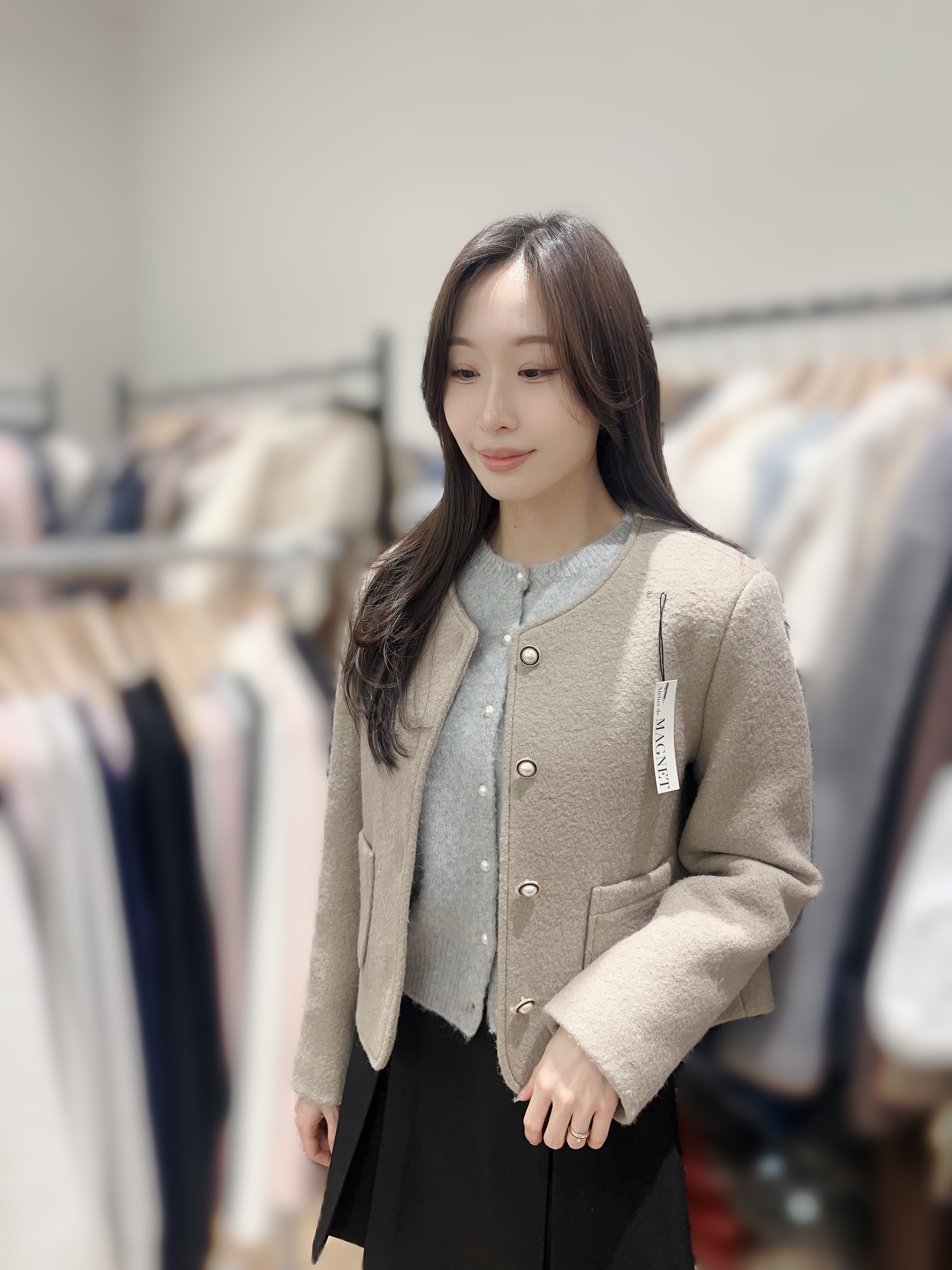 MG05  羊80% 胸  43 長 21  $899 (一口價)