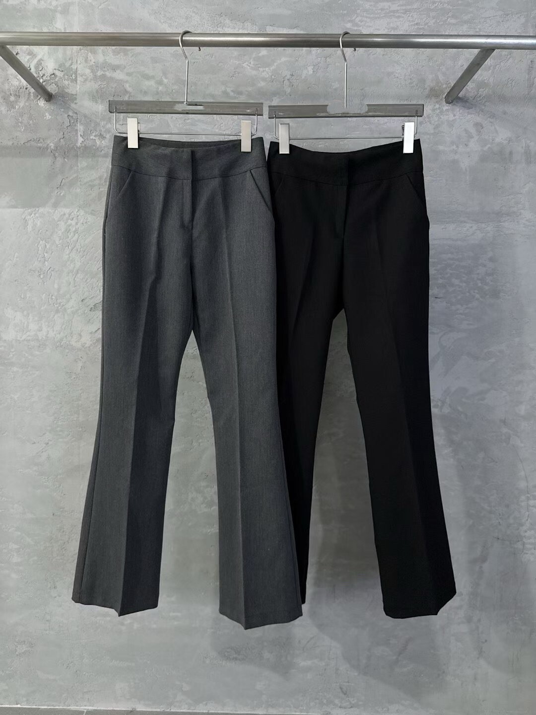 棉毛靴型西裝褲