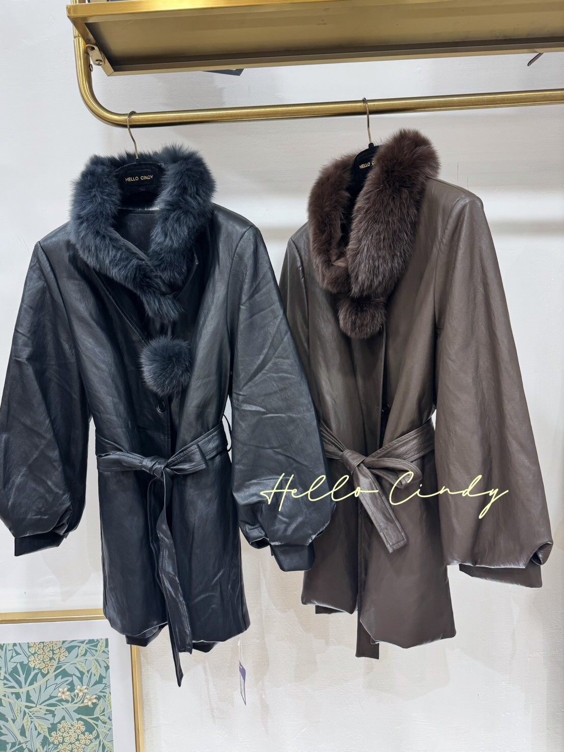 B01049 超美的狐狸毛領仿皮革綁帶羽絨大衣