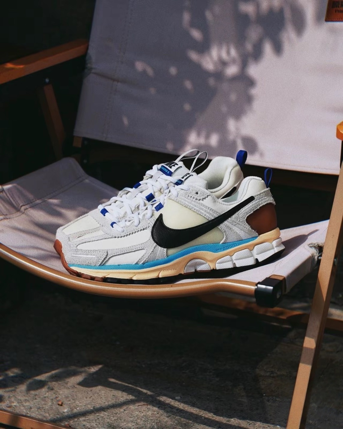 NIKE ZOOM VOMERO 5 W " DESIGN BY JAPAN " 米白 女款 HF4524-111