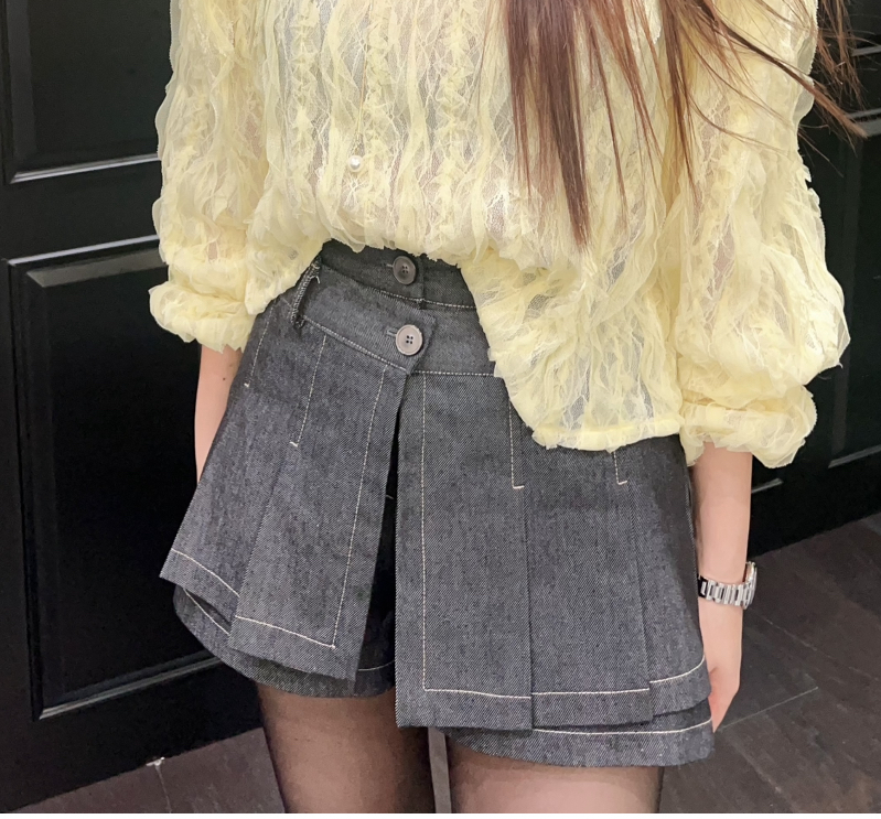 MM72   短褲 腰  26 -35    hip42   長14    $599