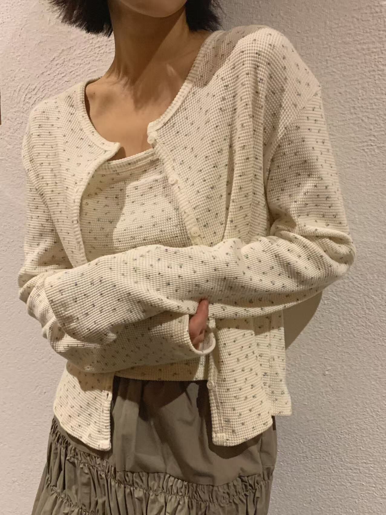 MM73  小碎花外套 胸40-56    長22   原價  $599