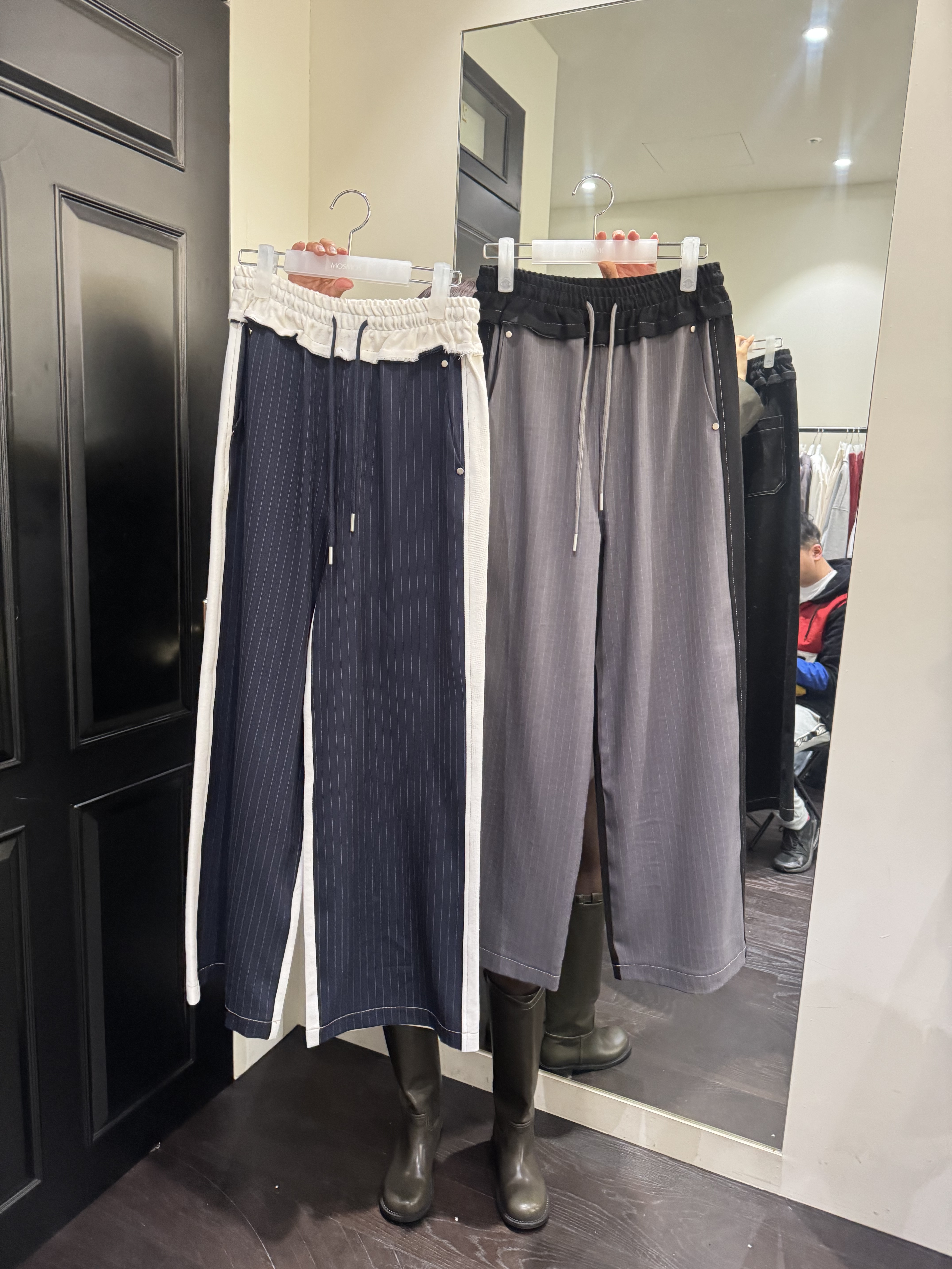 MM74 腰26 -38  HIP44   長40.5   原價  $699