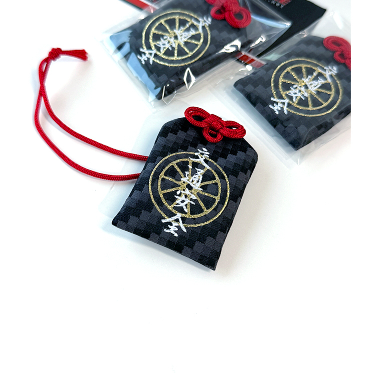 【數量限定】STI 交通安全御守 CARBON紋