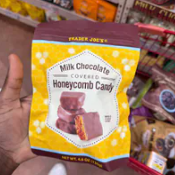 [U] CW TRADER JOE'S MILK CHOCOLATE COVERED HONEYCOMB CANDY, 130 G, 00773300 (UCW114)