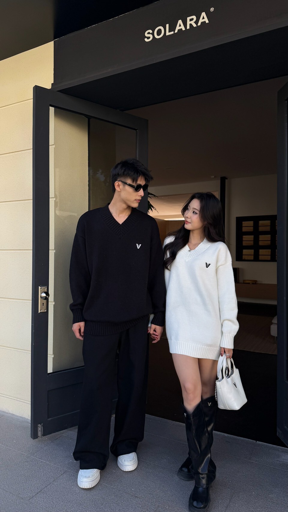 交織 • Intertwined｜刺繡針織情侶衣(正常版)