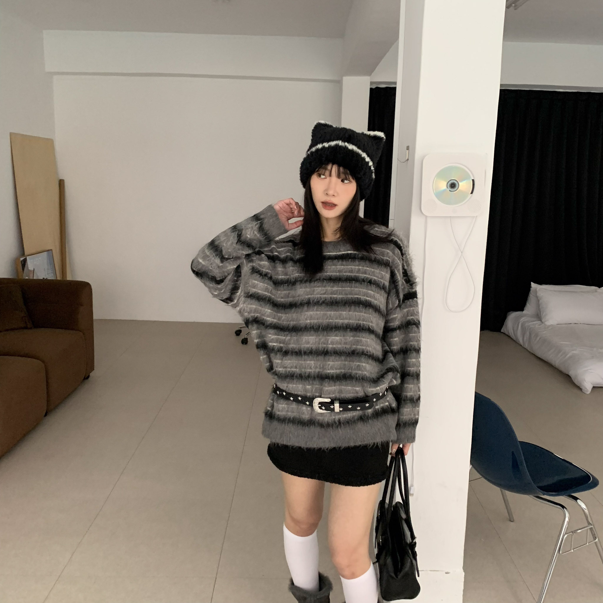 ISA_暖冬特調 漸層感條紋慵懶寬鬆毛衣_51239