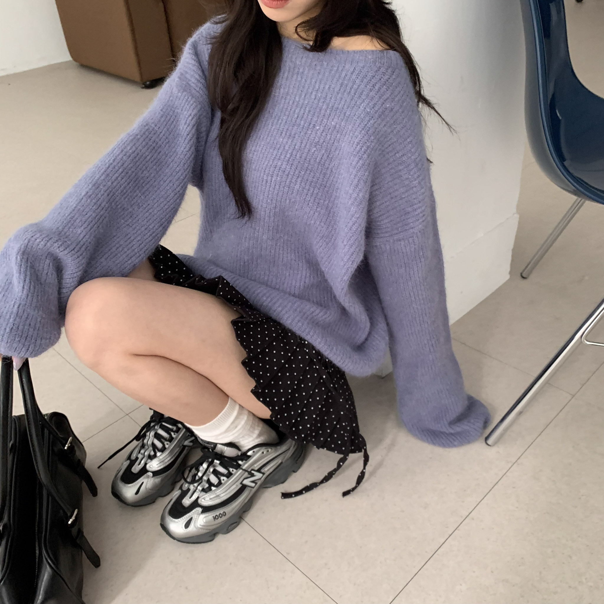 ISA_給冬天一點顏色! 甜滋滋斜肩混兔毛上衣_51267