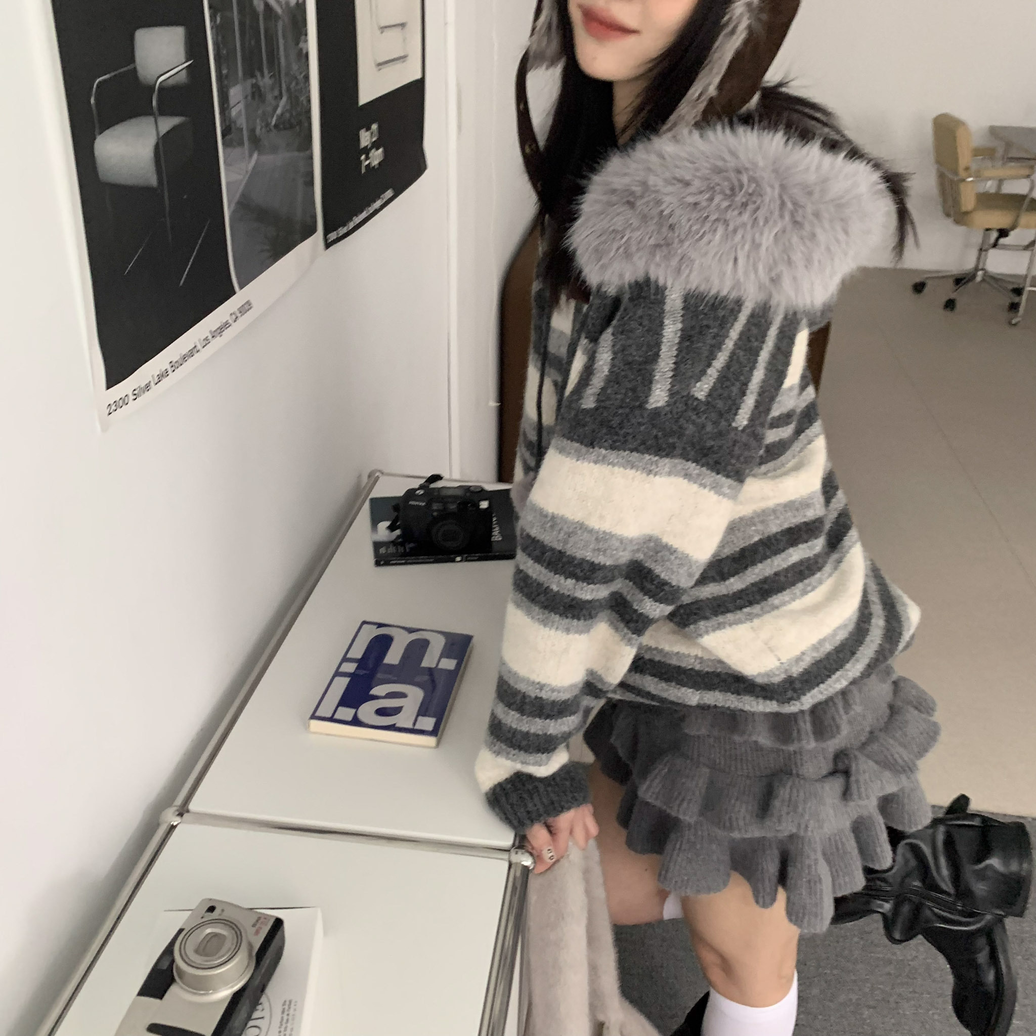 ISA_條紋控的冬天 雪Q毛絨連帽排釦外套_61008