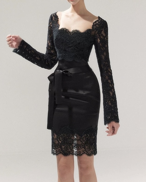 設計師家蕾絲拼接緞面包臀洋裝