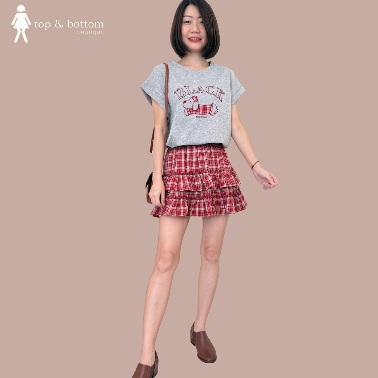 EMBROIDERED TEE & SHORT CHECKED SKIRT SET SUIT WITH HAIR TIE