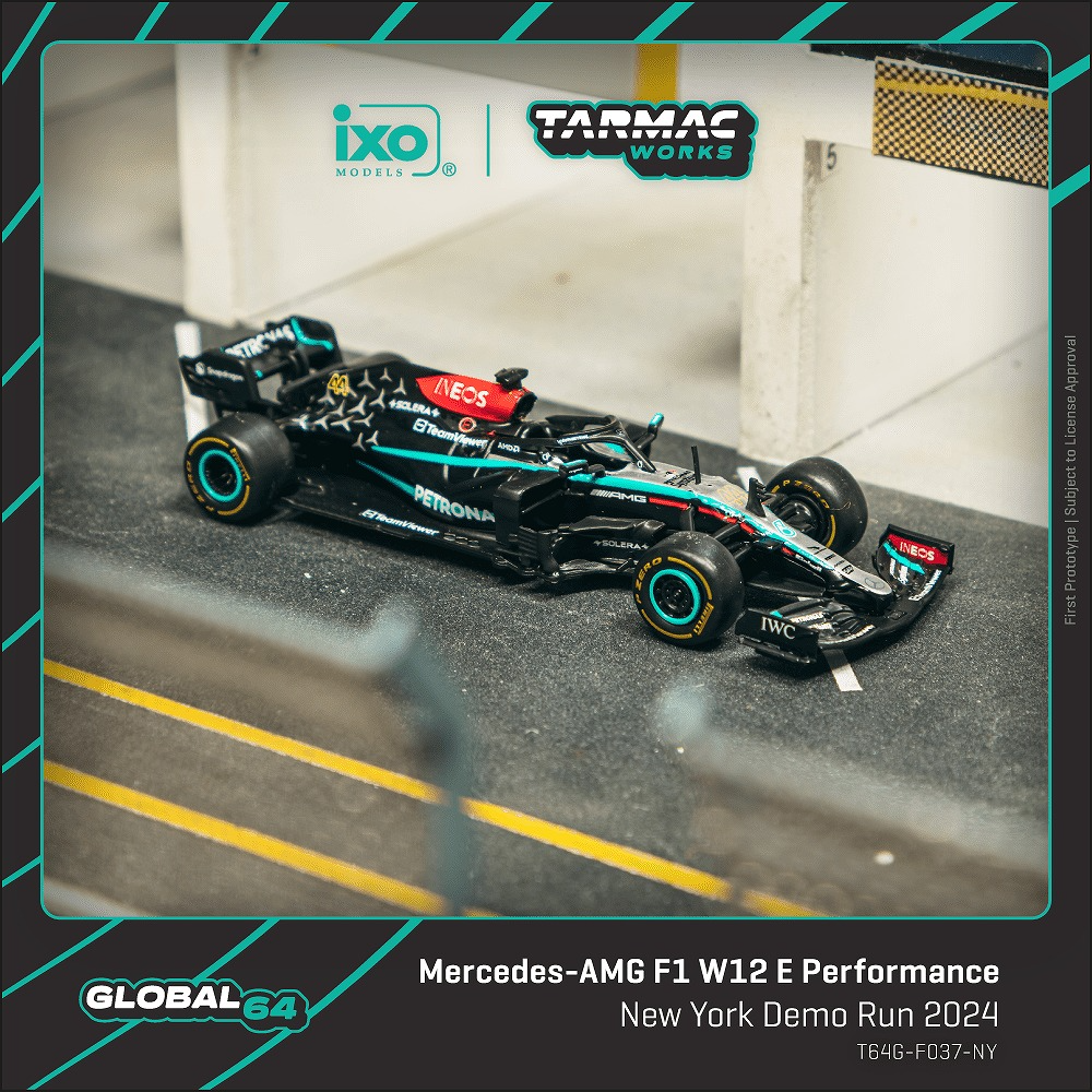 Tarmac Works Mercedes-AMG F1 W12 E Performance 紐約示範賽 2024 Lewis Hamilton