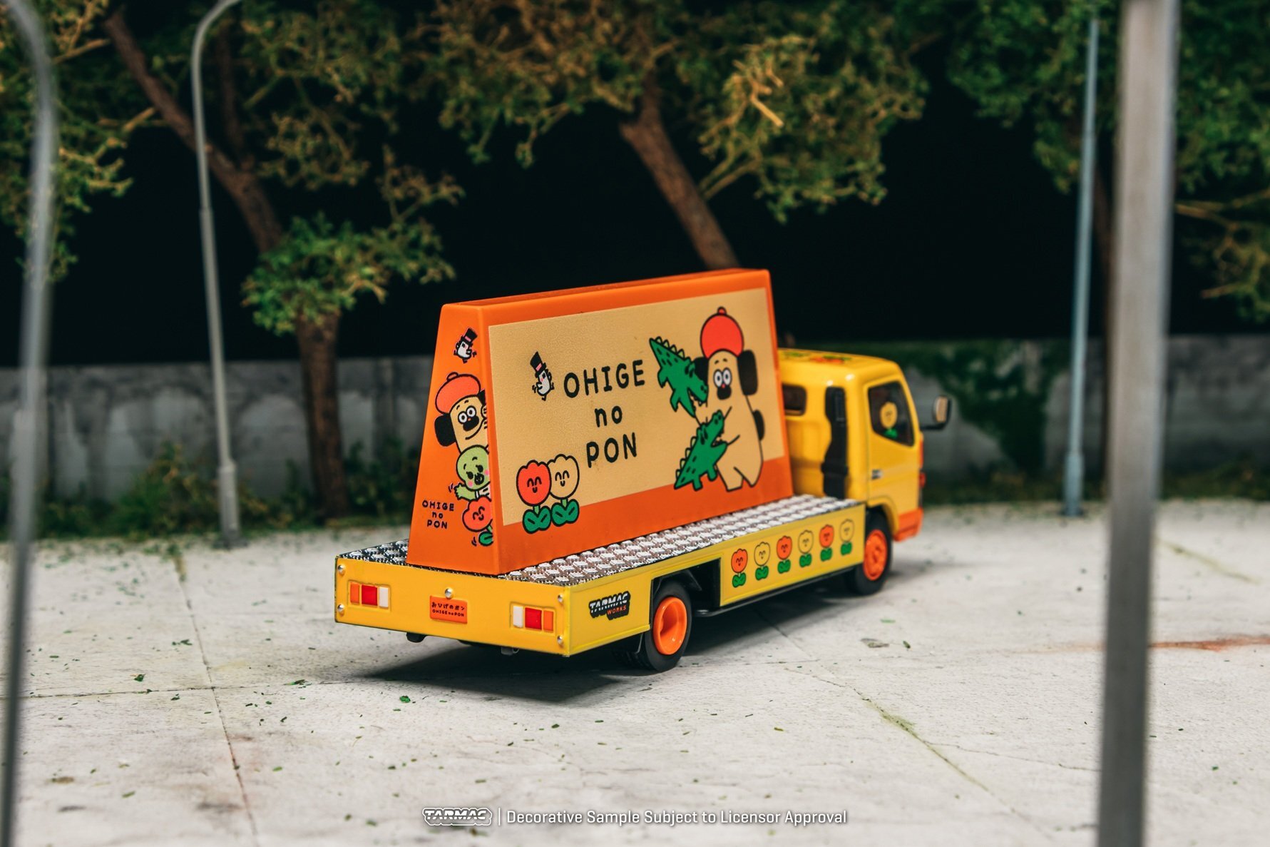 Tarmac Works Mitsubishi Fuso Canter OHIGEnoPON 特別塗裝