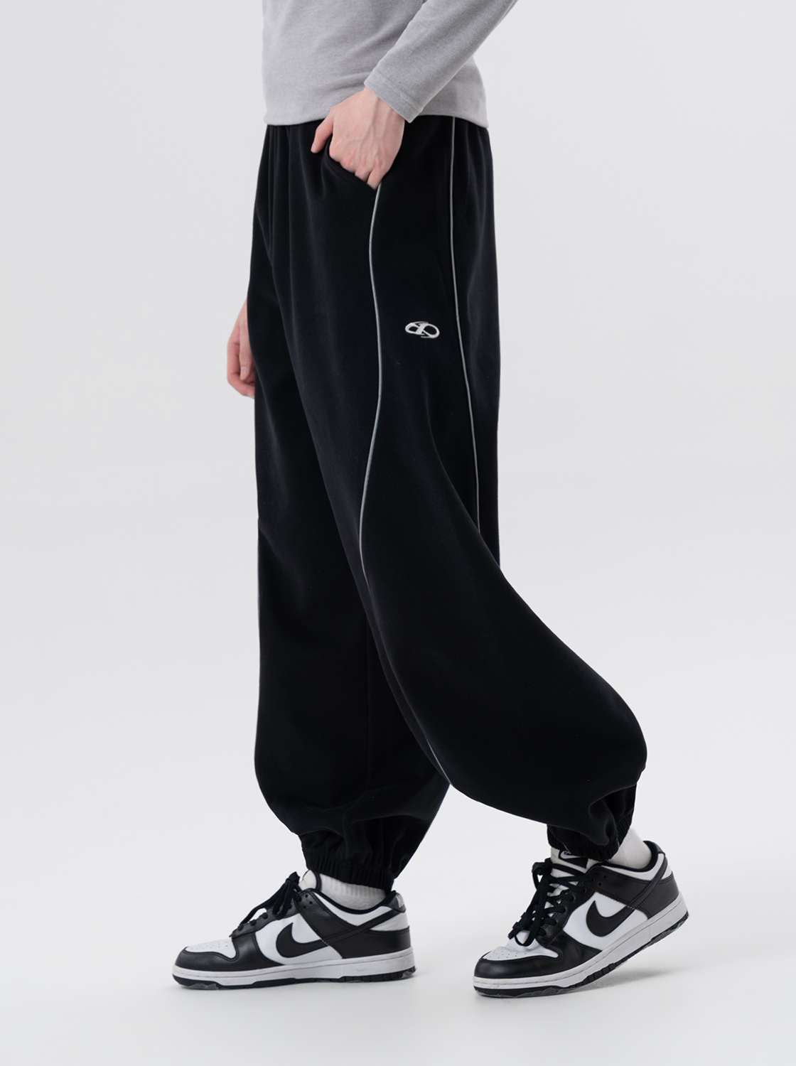 反光條拼接超寬縮口褲