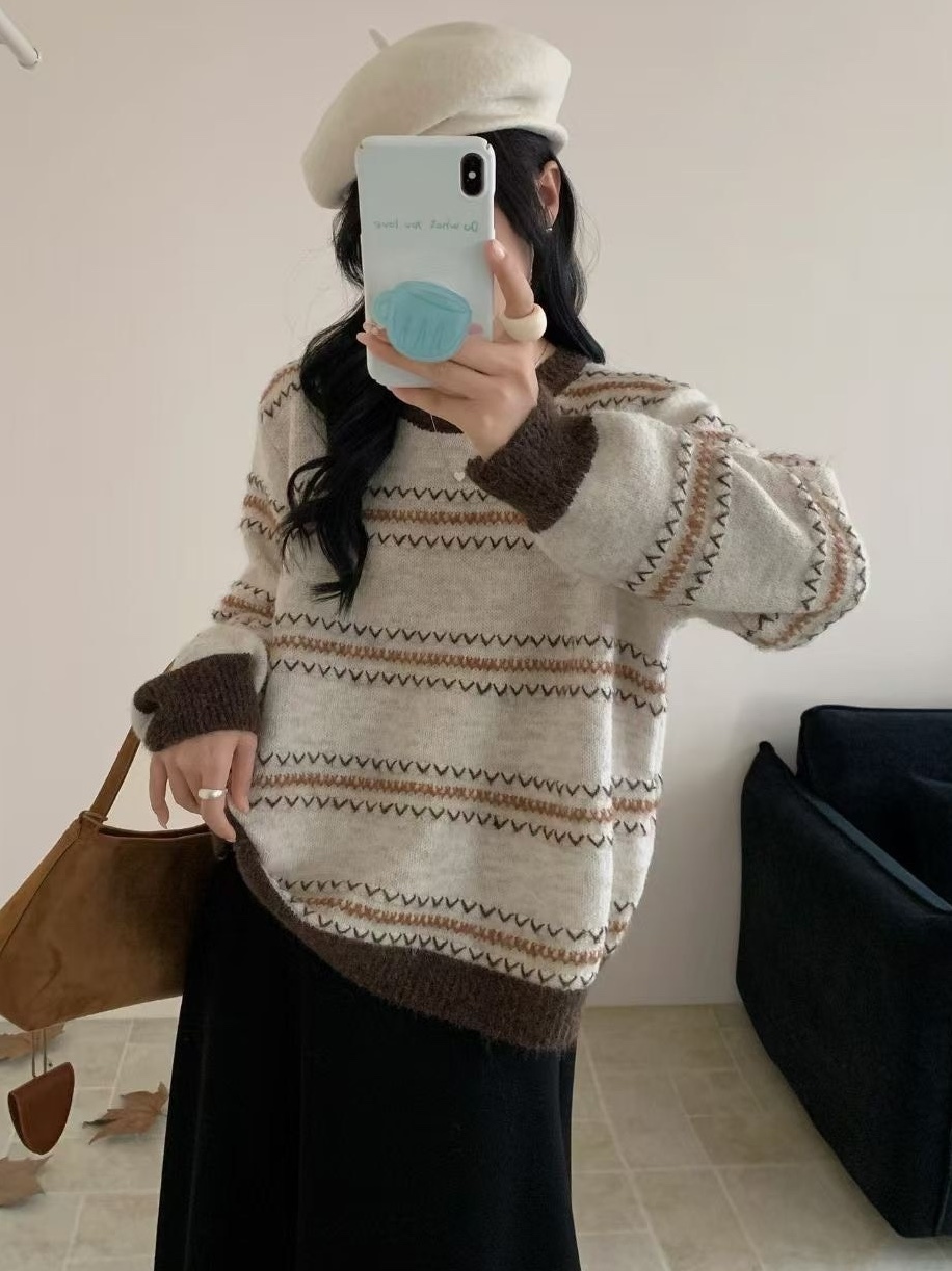 波浪鋸齒拼色針織上衣