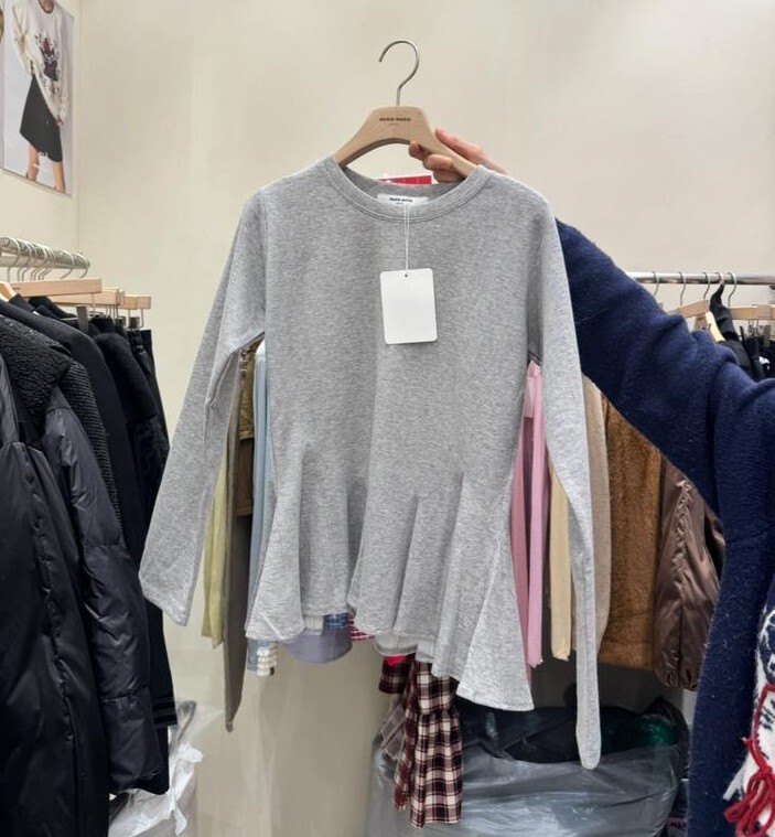 ME30  胸38 -46   長23  $399 (一口價)