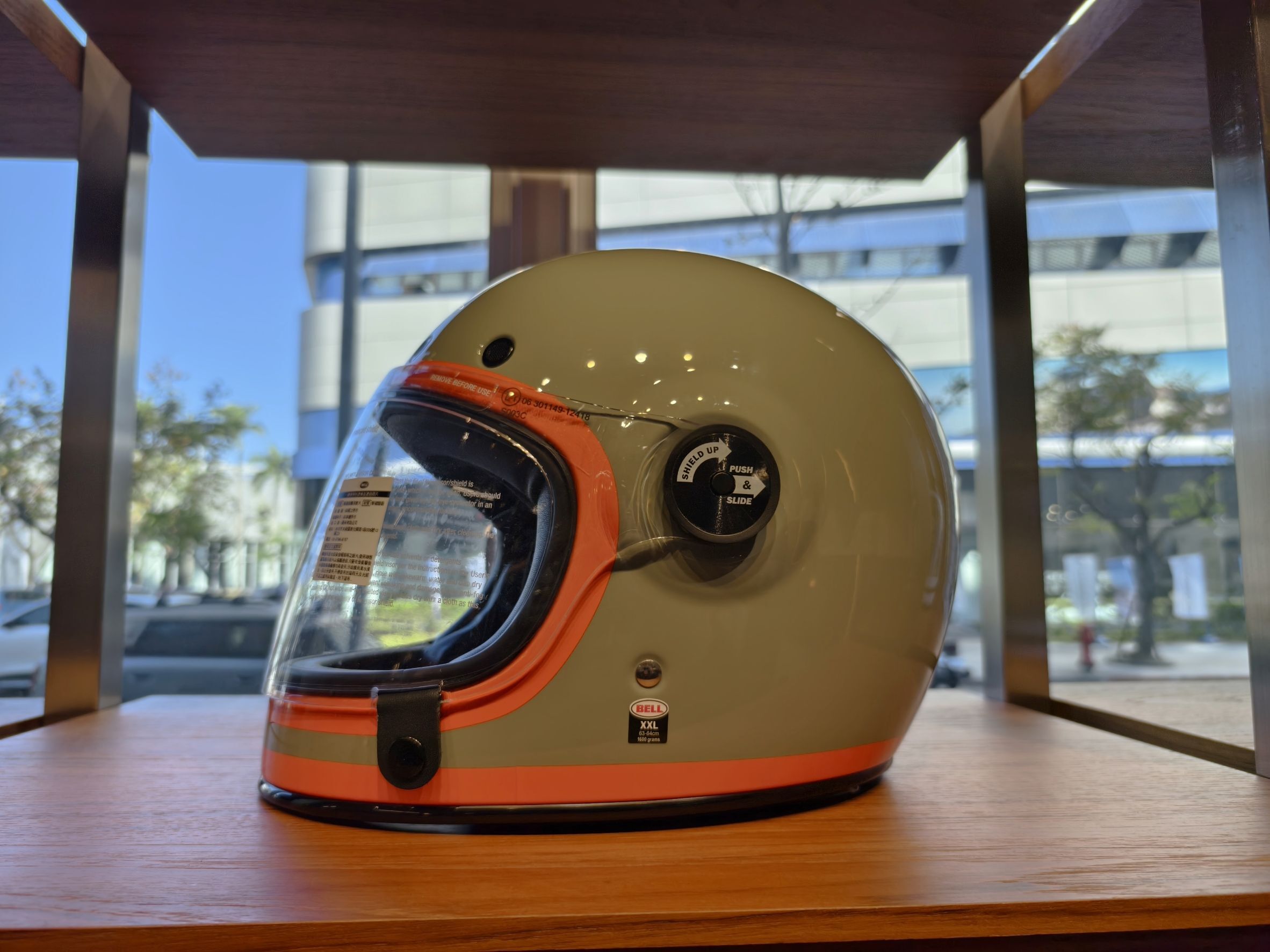 BELL – BULLITT GT - 冷石疾風 / LANE STONE