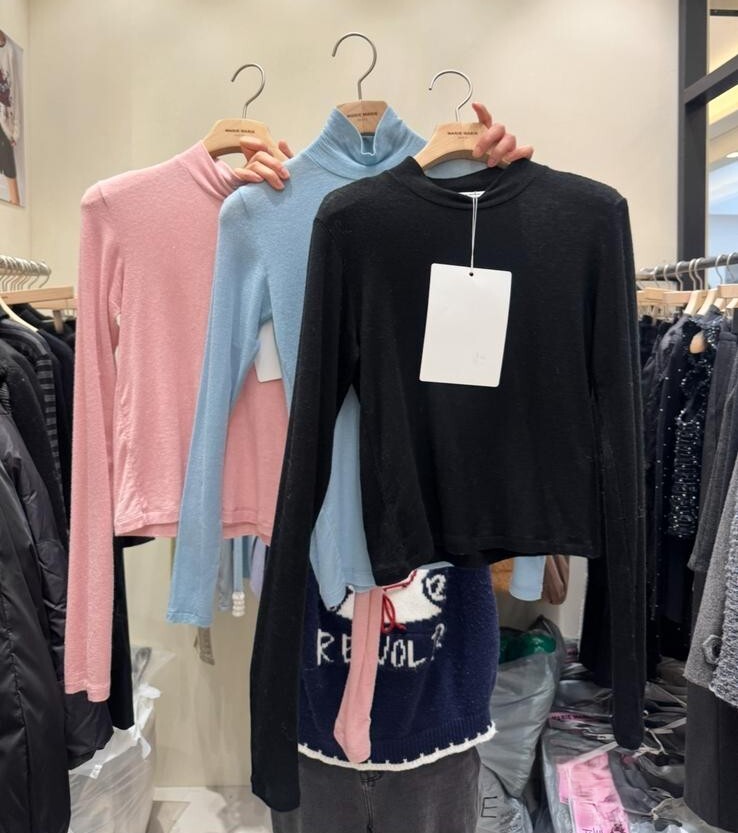 ME39  胸38 -48   長20  $399 (一口價)