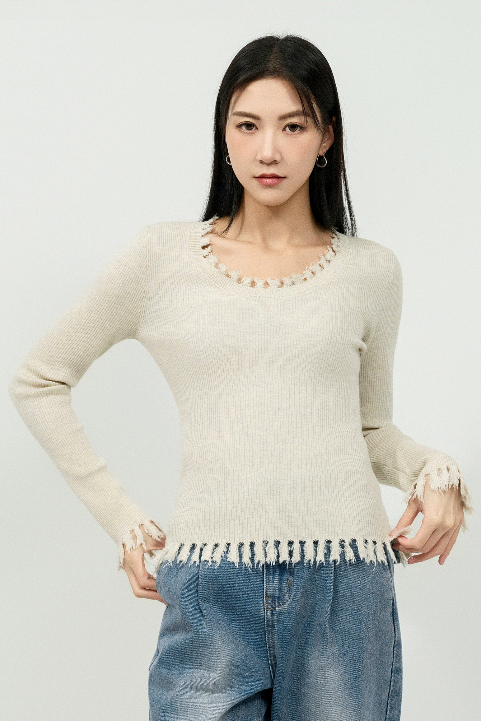 狗牙蘇蘇邊針織上衣（預購產品）