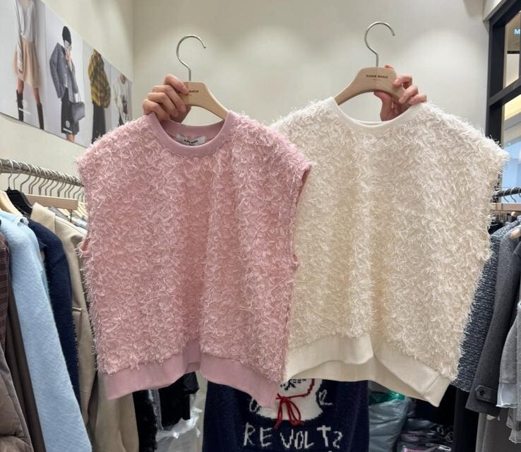 ME57  胸 46長 20.5$399 (一口價)