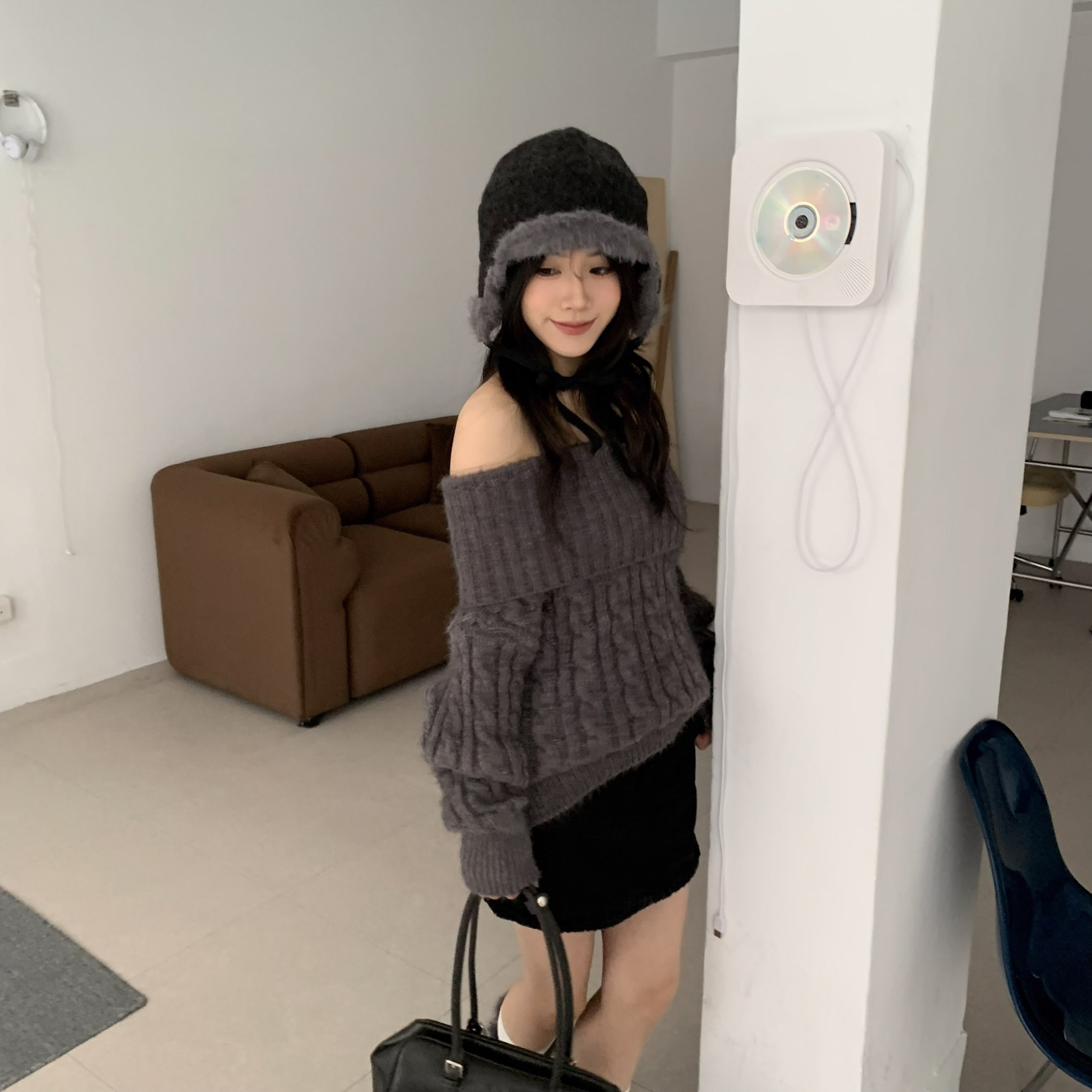 ISA_麻花戀愛腦! 份量感粗針織一字領毛衣_61015