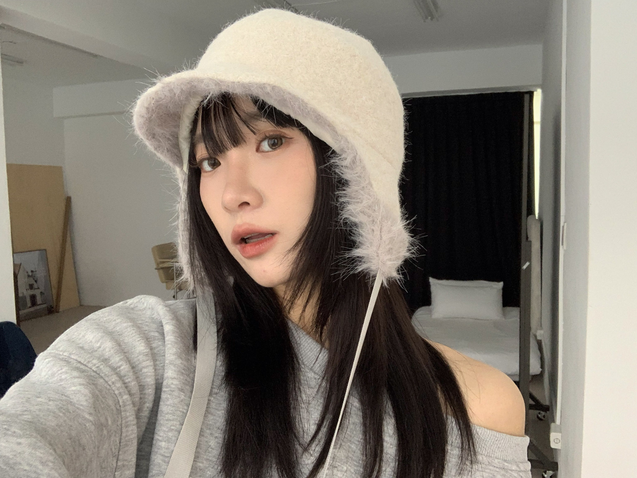 ISA_一戴就可愛! 毛呢羊羔毛綁帶護耳飛行帽_61017