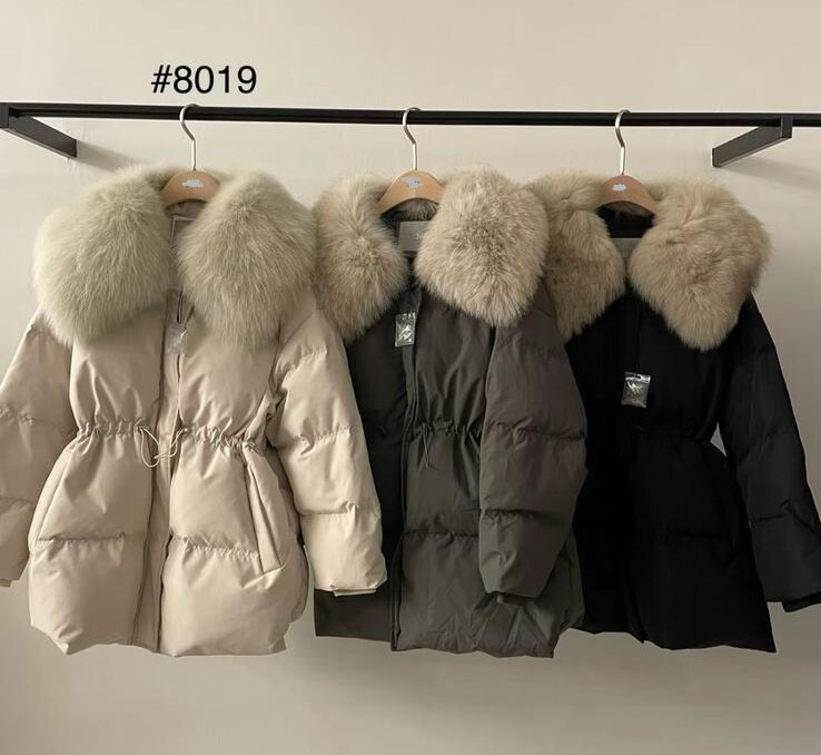 DA11  胸52 長31 $1799 (一口價) 狐狸毛 90%鴨絨