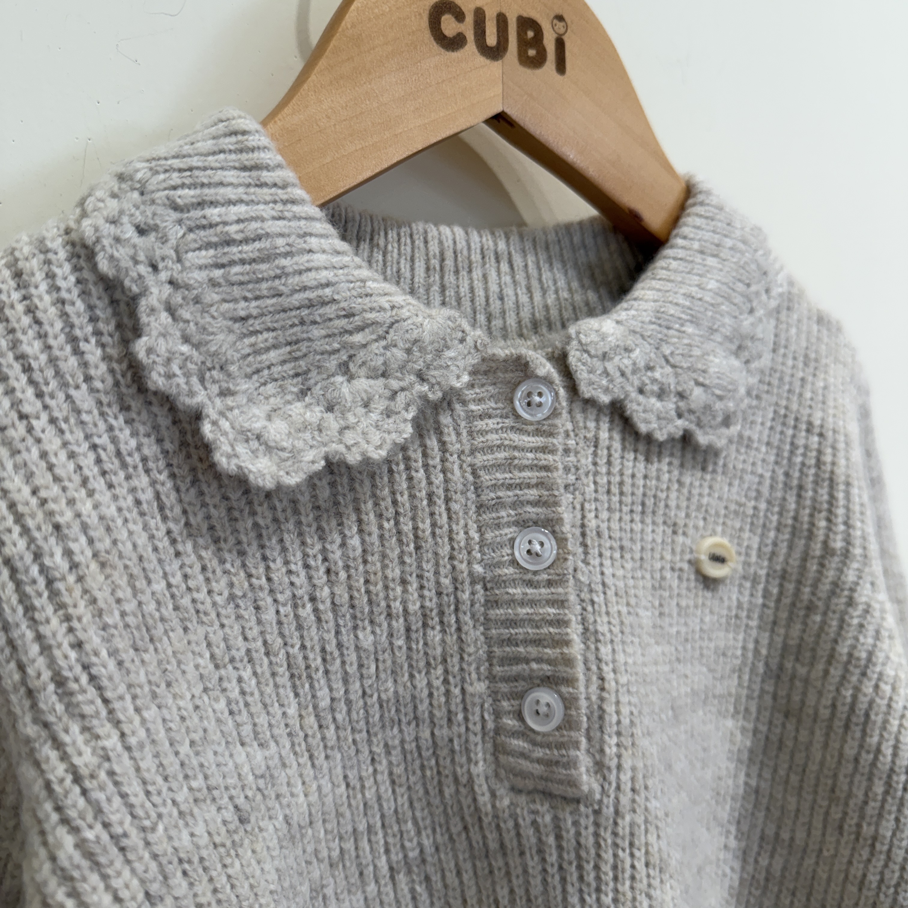 25冬 可愛小翻領針織毛衣