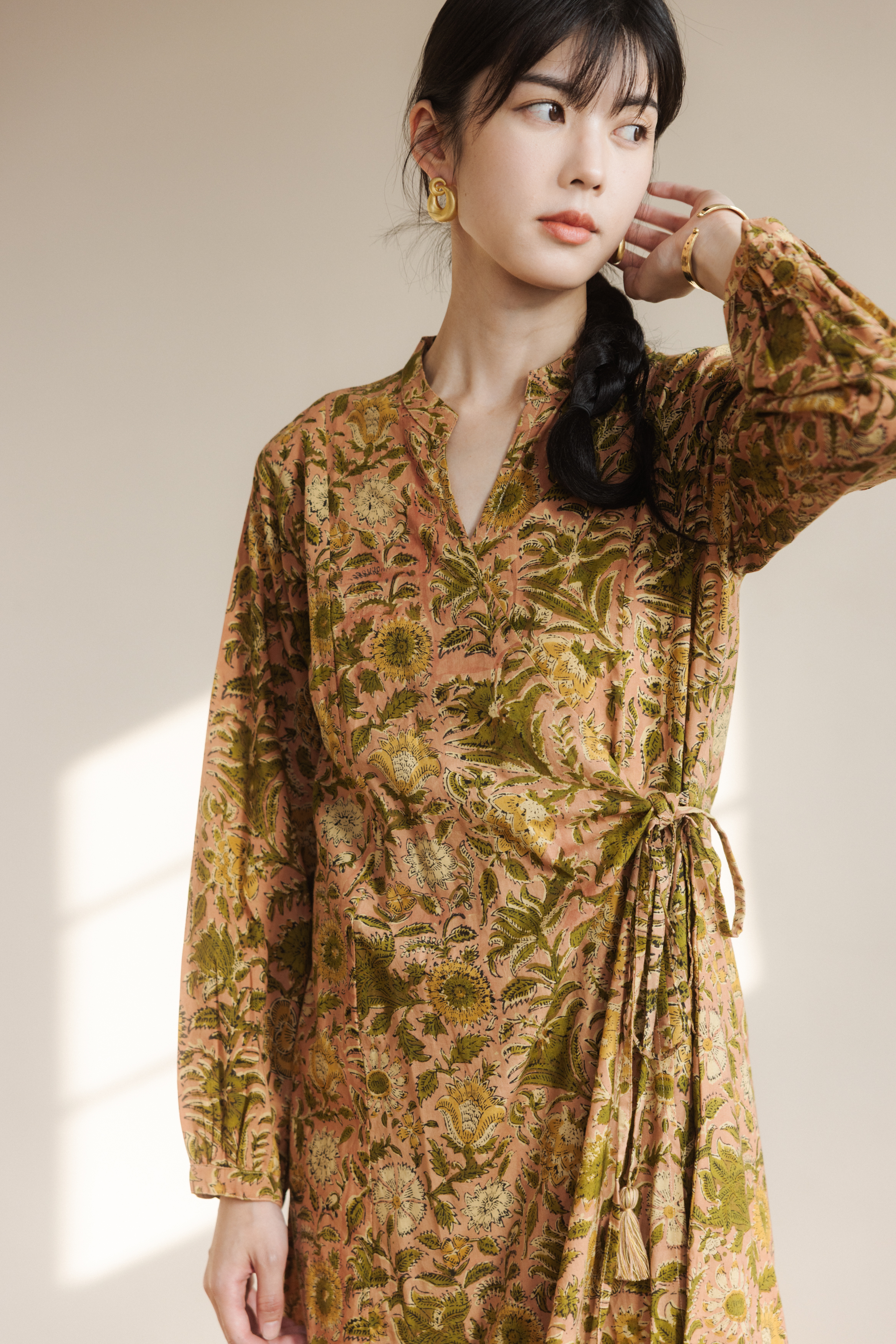 長袖開襟兩穿長洋裝_復古粉花