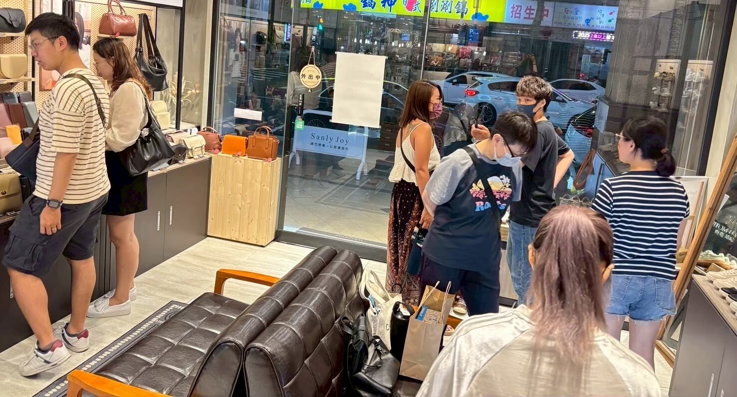 Sanly Joy 高雄門市店員私藏瑞豐夜市美食清單，推薦在地必吃小吃與逛街路線，結合舒適好走的台灣製女鞋體驗，打造最完美的高雄巨蛋商圈半日遊行程。