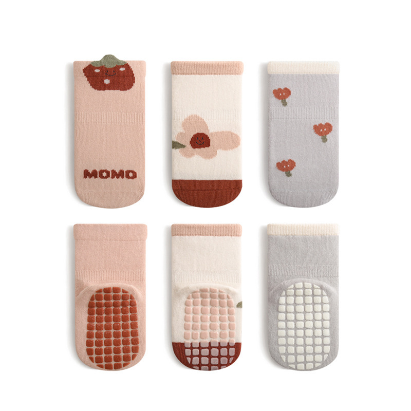 可愛印花字母防滑襪 一組三雙(0-5y)
