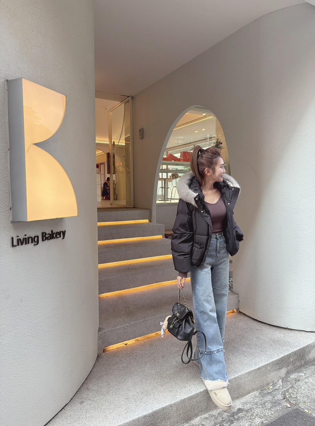 ［預購］🧨1/14最後一檔冬季新品］💥歐膩最新款！搶先給闆娘販售］🇰🇷正韓高腰褲口拼接抽鬚牛仔寬褲（SML）