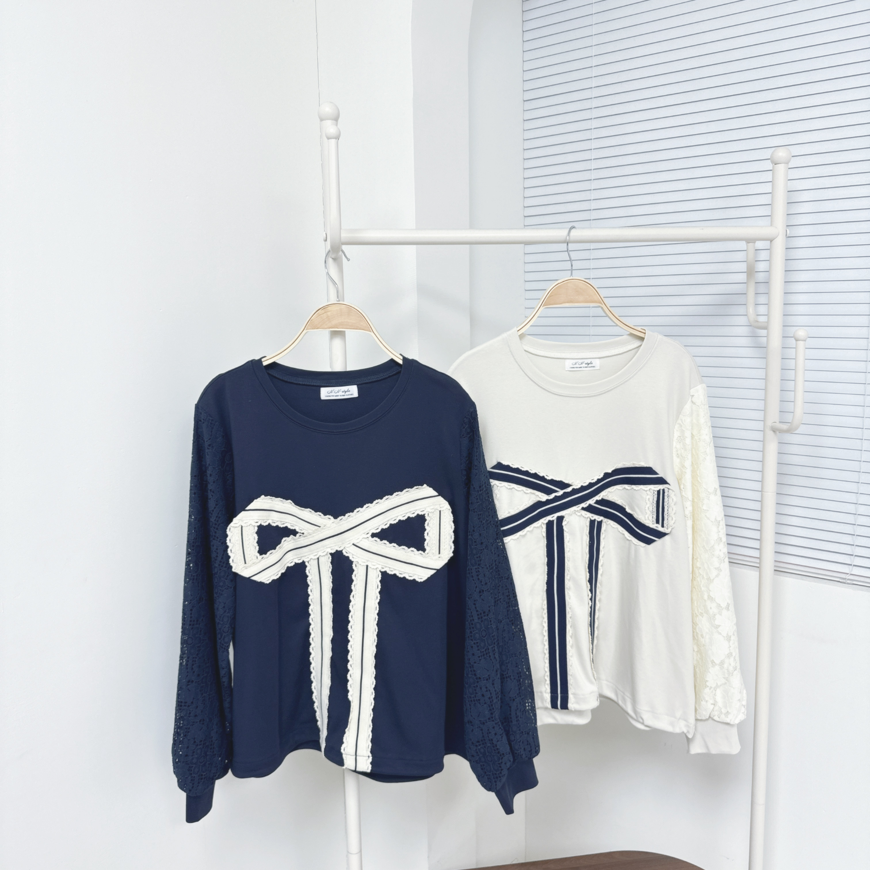 【廠家制】大蝴蝶結Lace袖TOP (S34-S35)