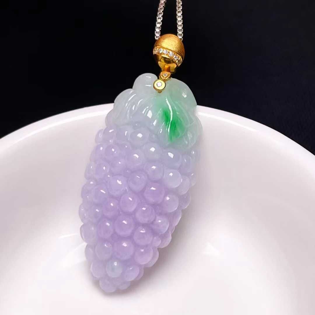 19429 翡翠葡萄吊墜