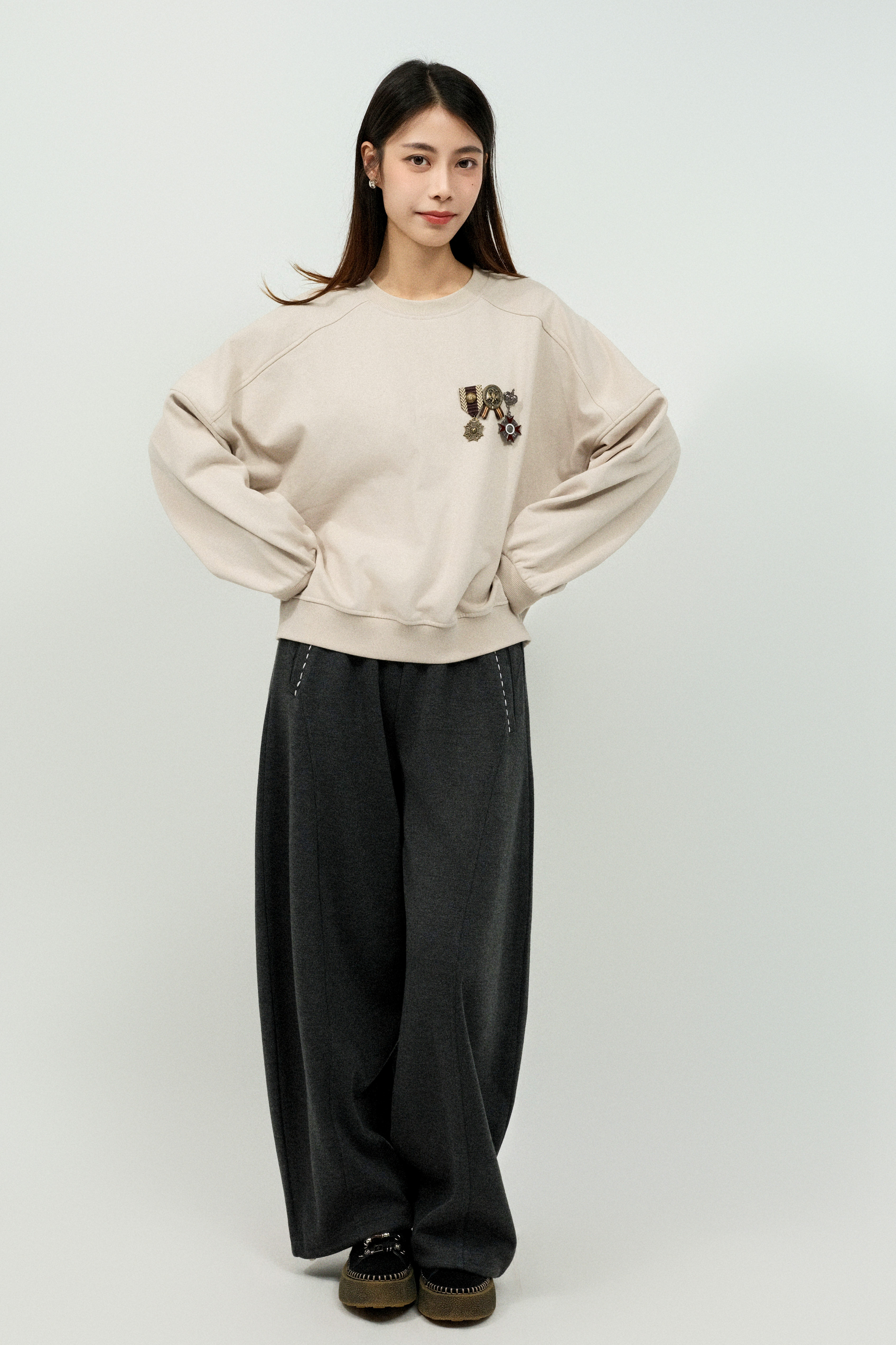 活動軍章衛衣 (預購產品）