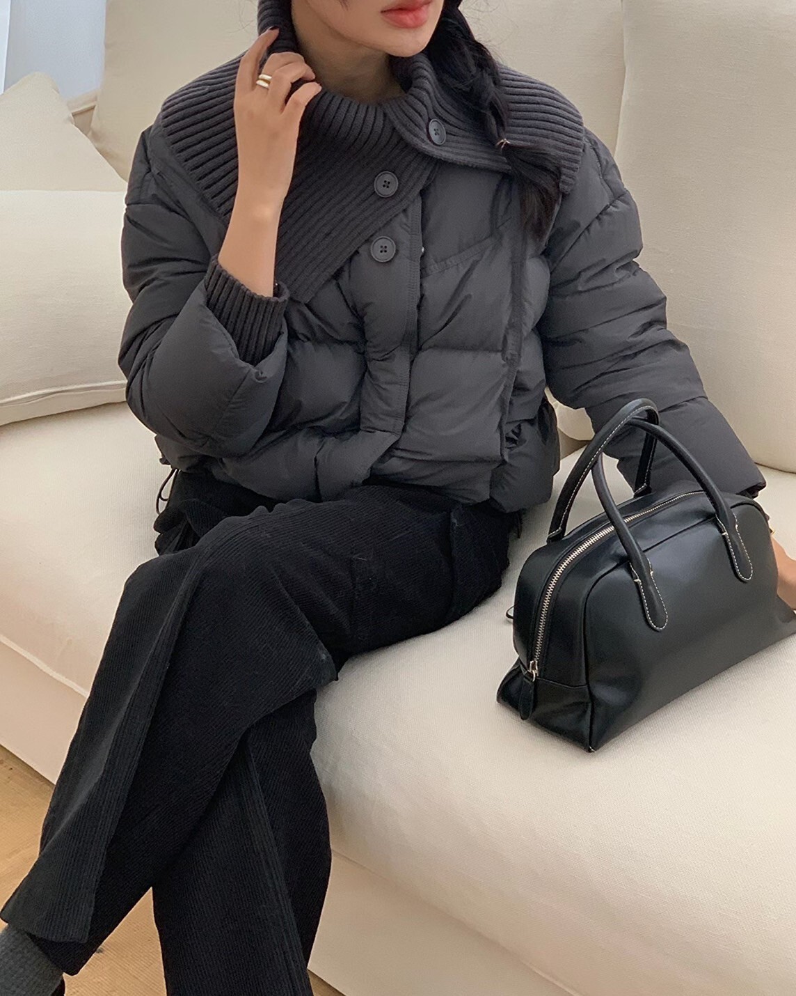 100%鵝絨不對稱大翻領造型排釦外套-F / 2色