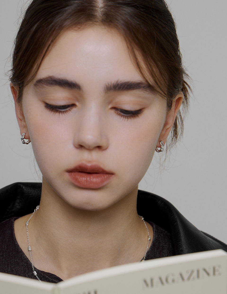 【925純銀】麻花小耳圈。針式耳環