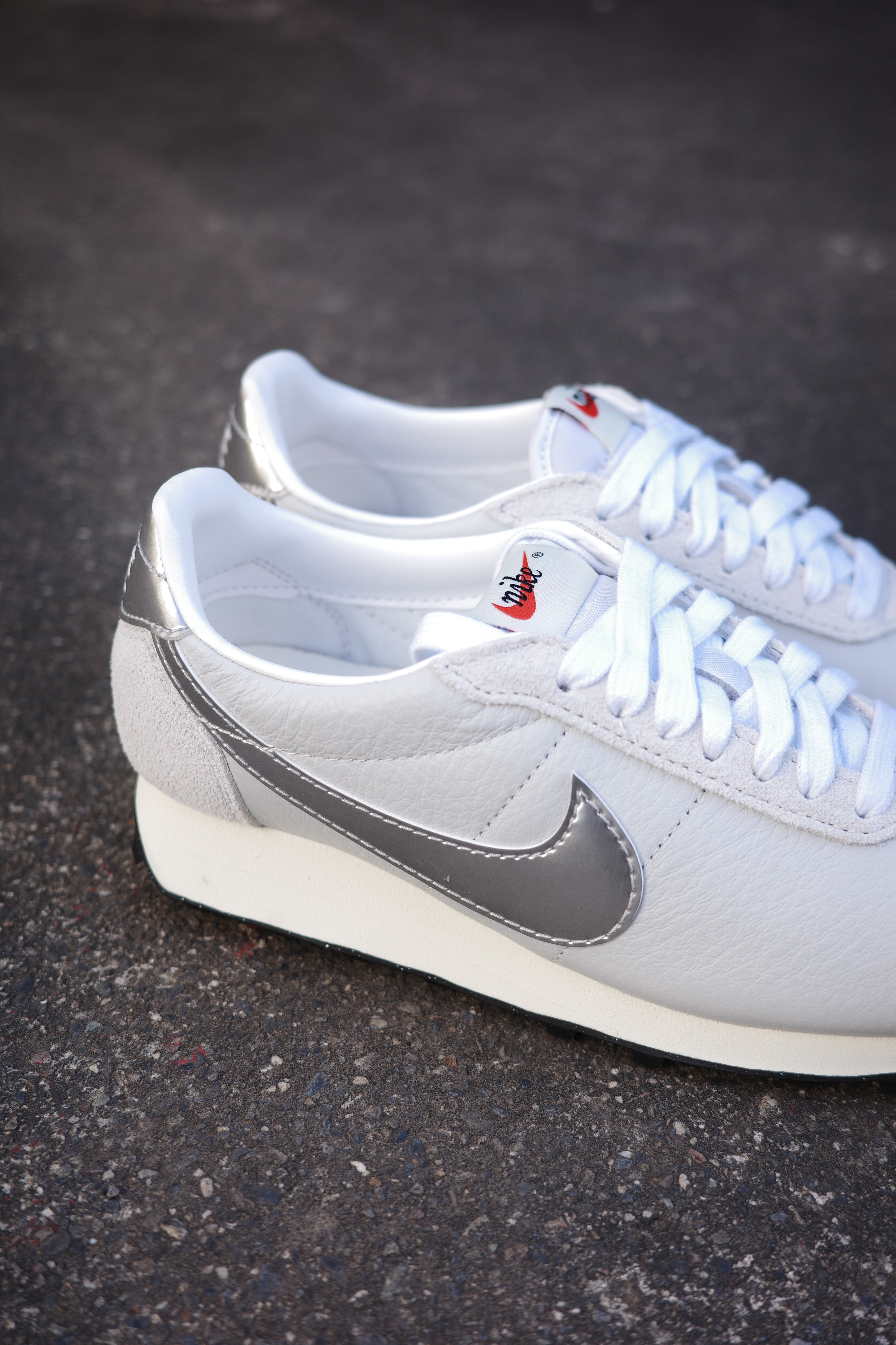 Nike LD-1000 復古跑鞋 休閒鞋 白銀色 IQ1125-001