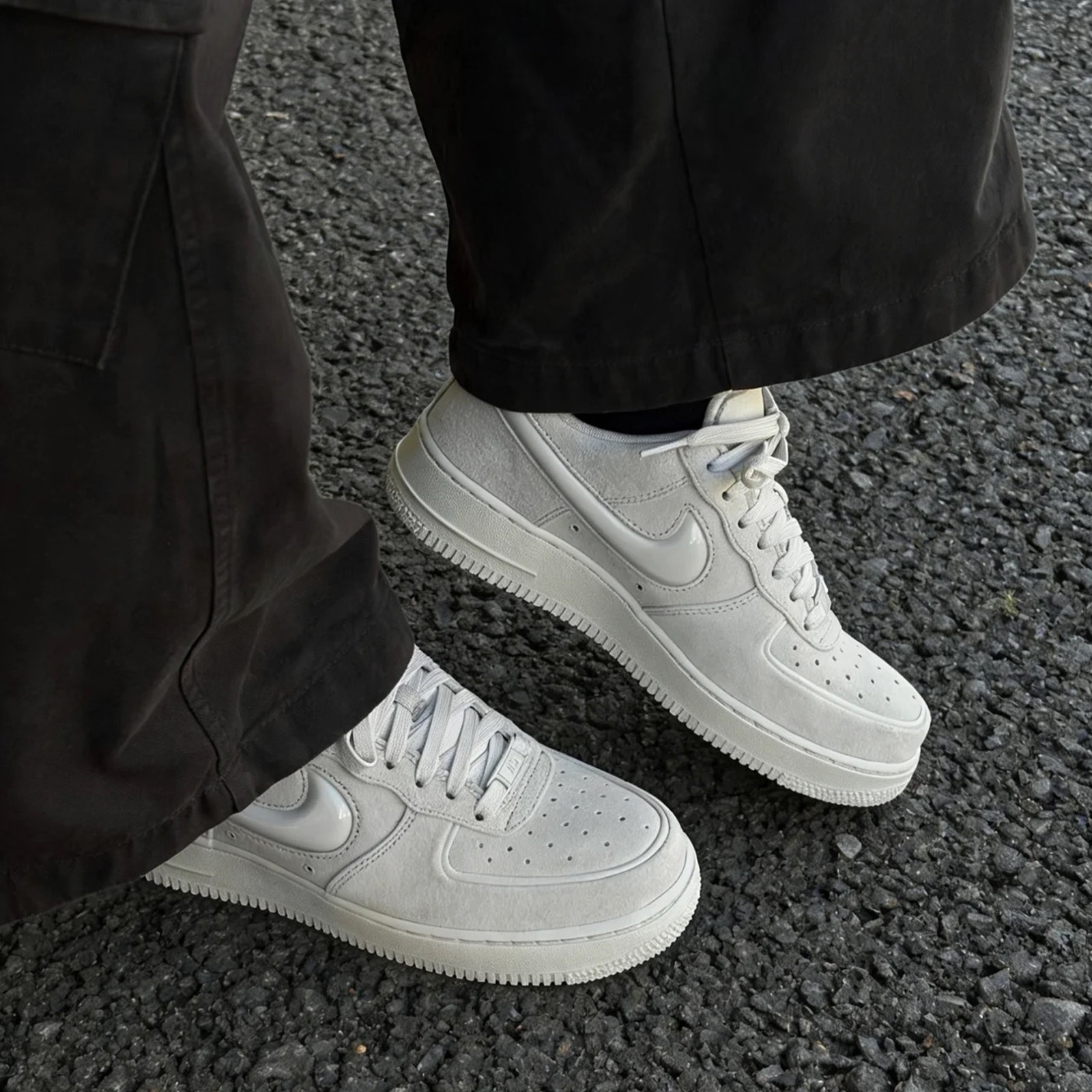 Nike Air Force 1 Low 麂皮 絲絨 泡泡勾 立體勾 摩卡棕 櫻花粉 米白 HV4406-100-200-601