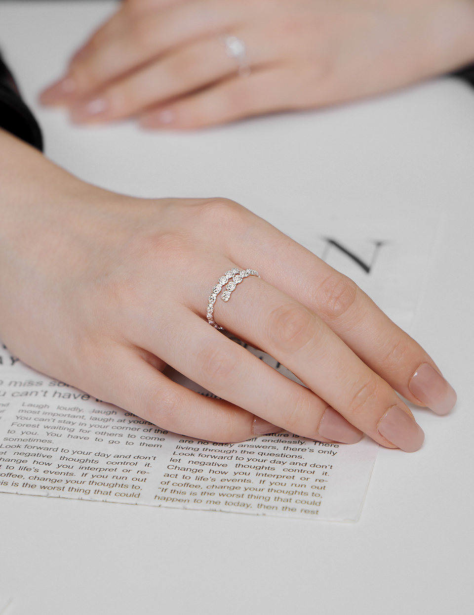 【925純銀】柔光玫瑰可調式戒指