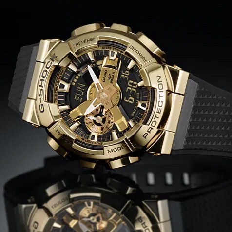 【CASIO 卡西歐】 G-SHOCK  華爾街風奢華霸氣 世界時間多功能耐衝擊數位雙顯 黑金屬 手錶 GM-110G-1A9