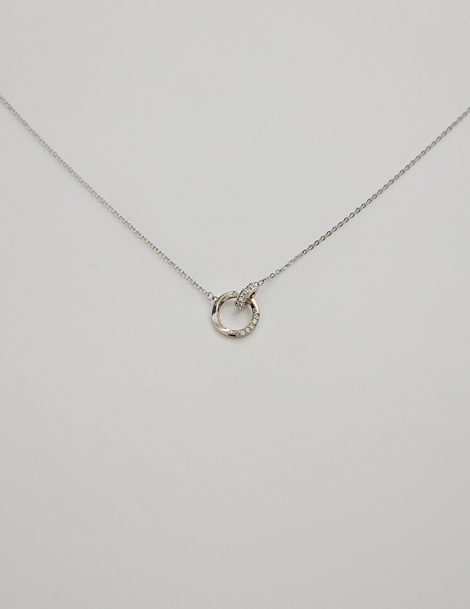 【925純銀】環繞扭結交織項鍊