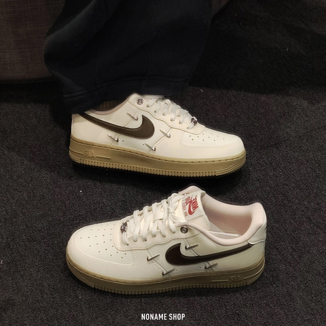 NIKE AIR FORCE 1 '07 LX CNY 2026 馬年限定 皮革 金勾 四勾 米白棕 (女款)
