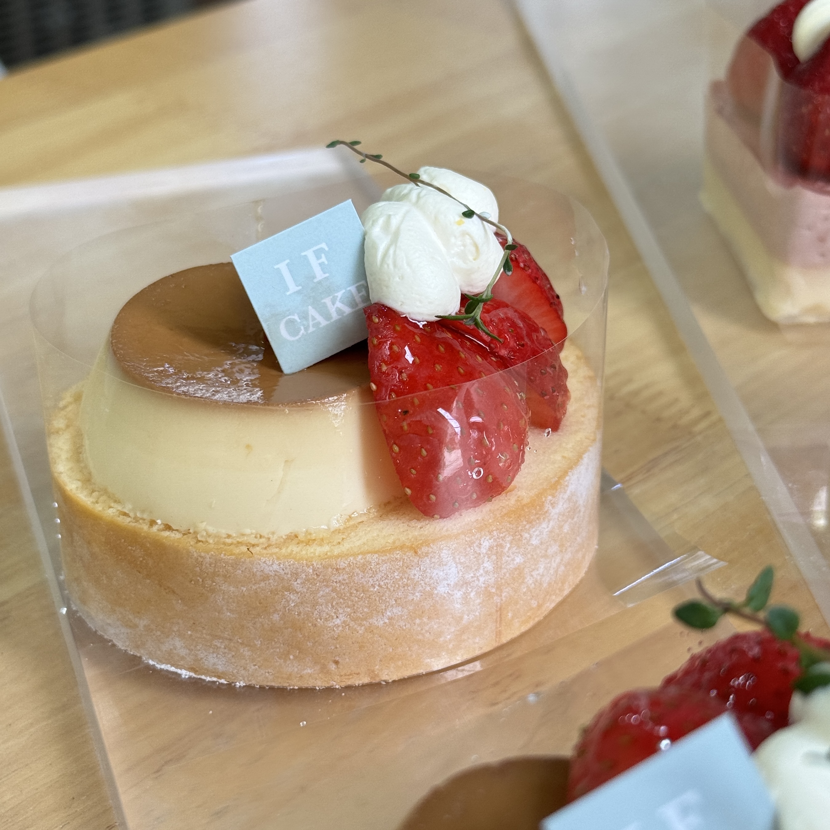 森永牛奶布丁捲