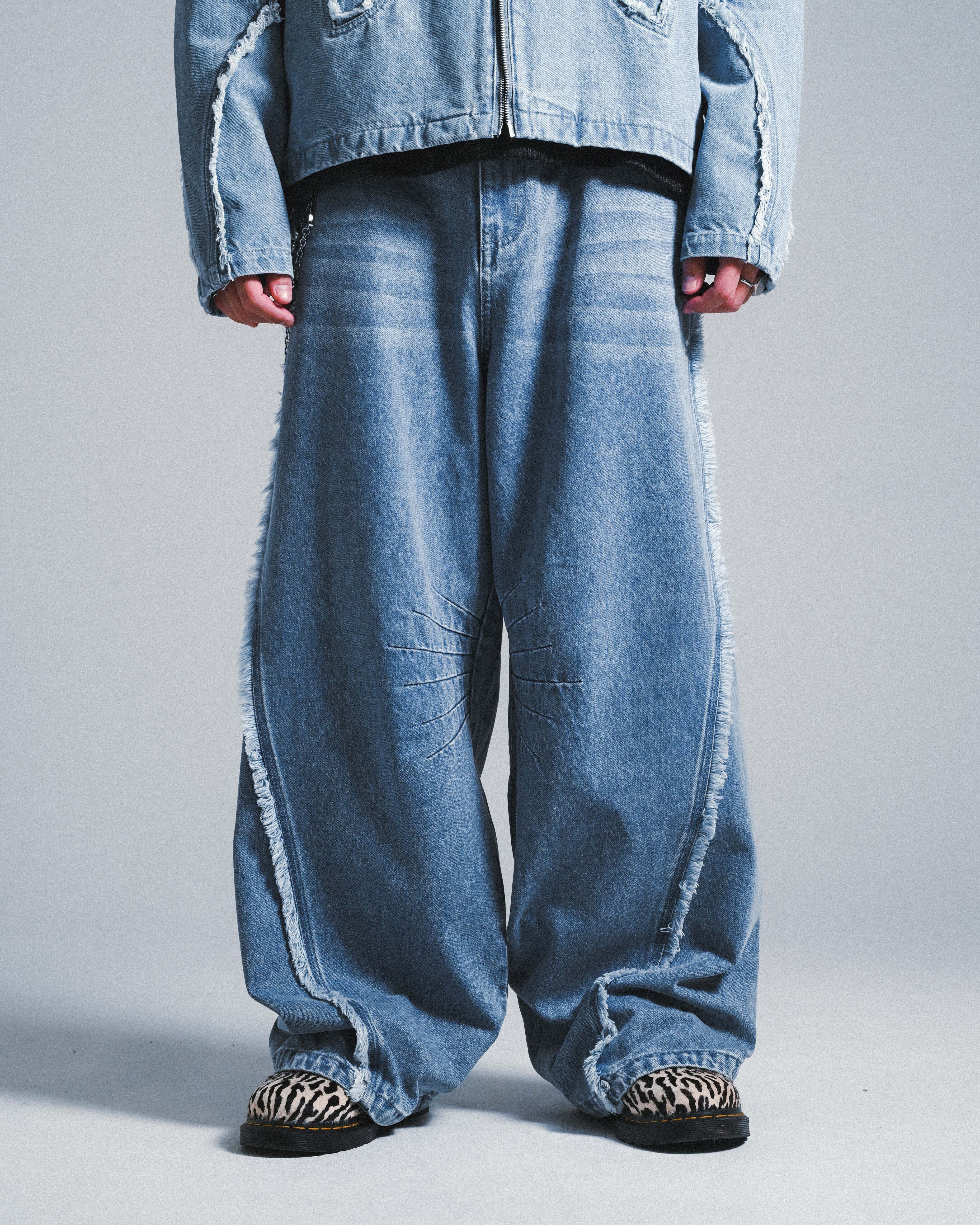 SPLICED RAW EDGE BAGGY JEANS - DENIM