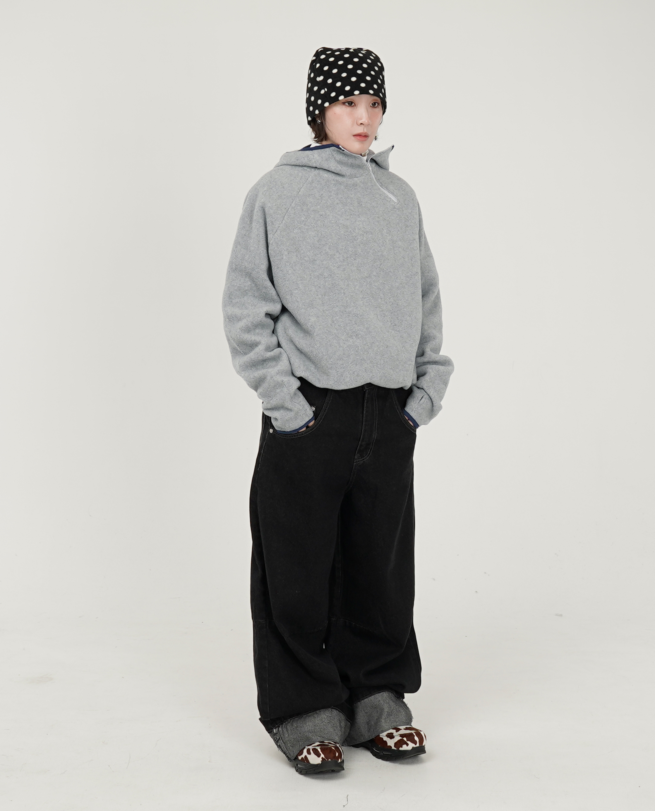 抓絨斜拉鏈包邊帽t