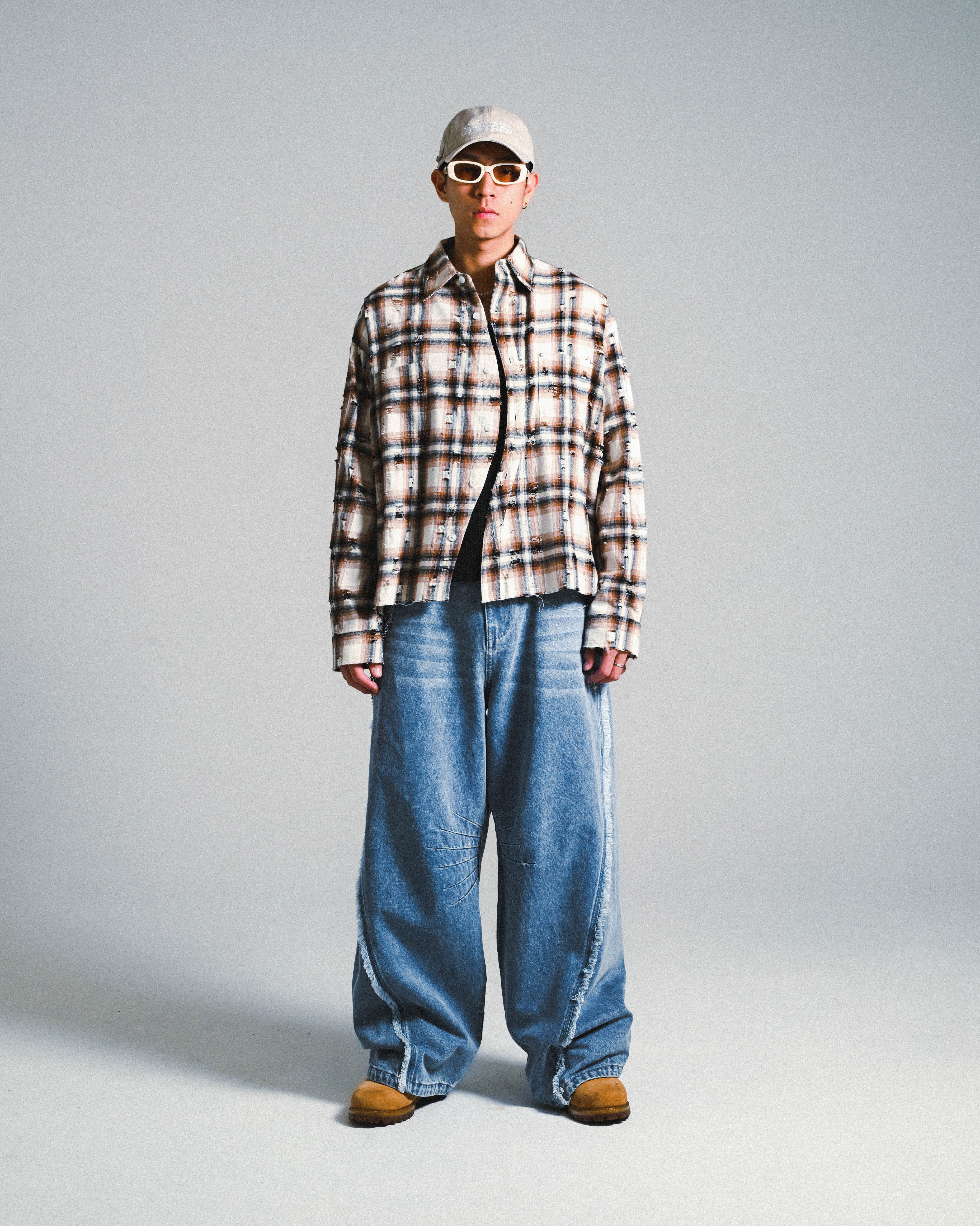 DAMAGED CHECKERED SHIRT - BROWN