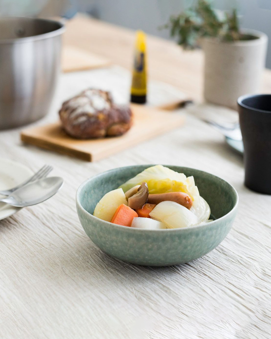 明山窯 TEIBAN WARE 14cm碗 淡青磁｜信樂燒