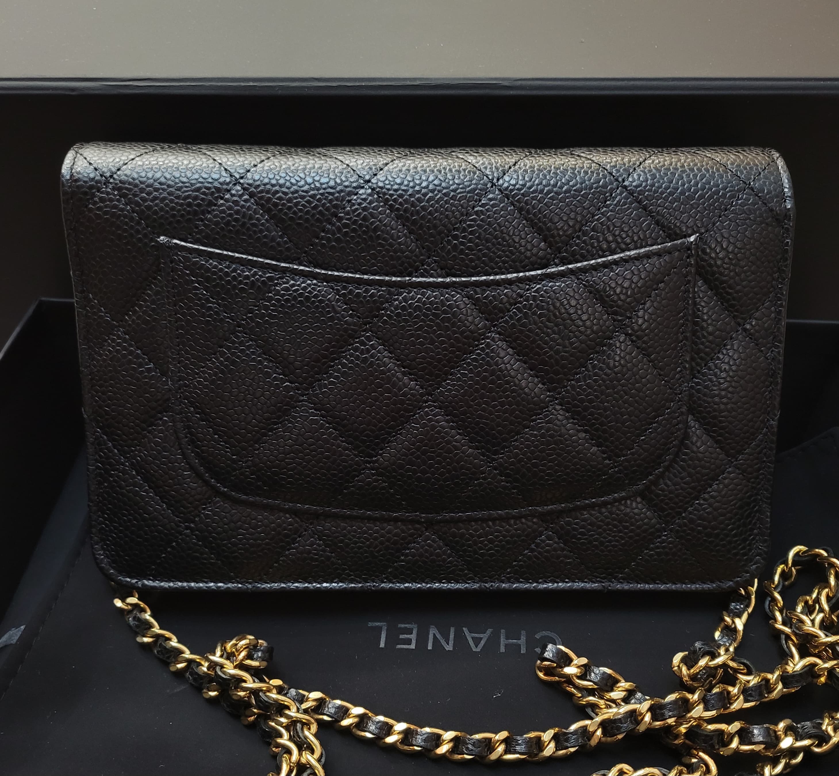 Unused Chanel AP0250 woc 黑色荔枝皮金扣